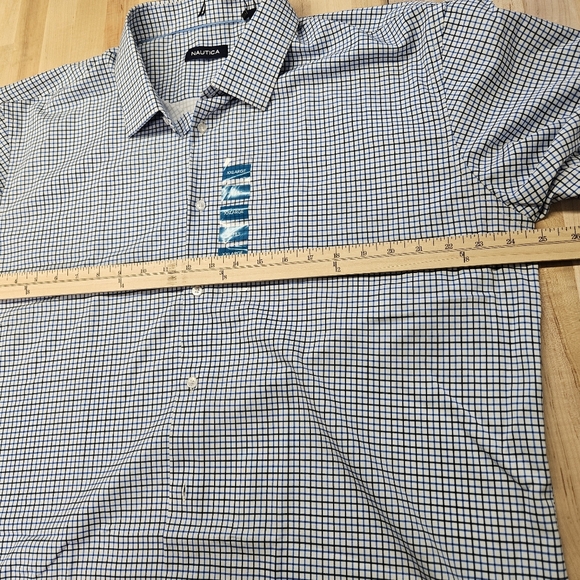 Nautica Men's Slim Fit Stretch Performance S/S Dress Shirt, Blue XXL 18-18.5 - Picture 7 of 11